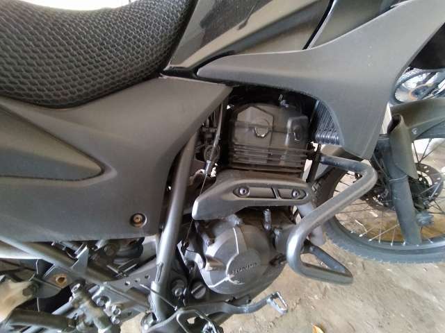 MOTO HONDA XRE 300, 2010