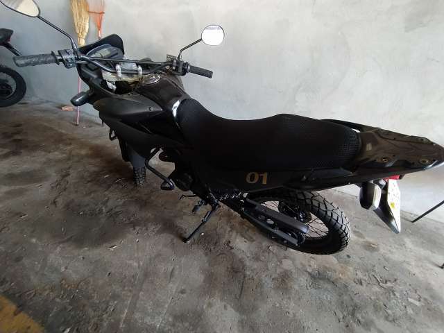 MOTO HONDA XRE 300, 2010