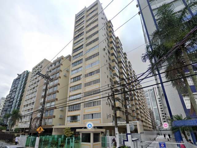 Apto c/ 99m² AC e 26,90m² AU em Santos/SP