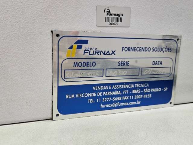 Máquina de corte e vinco SBL