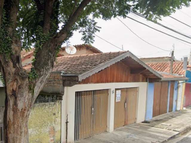 Prédio c/60,50m²AC e 210m²AT em Taubaté/SP