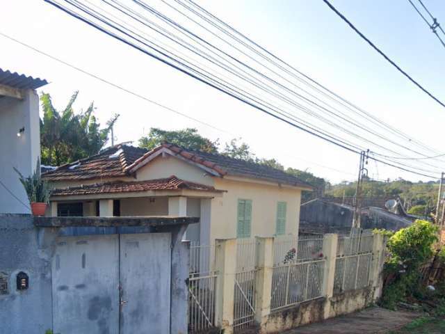 Terreno c/ e respec. casa c/ 100m² AT em São Manuel/SP